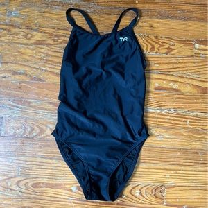 TYR One Piece Size 34